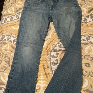 Lucky jean